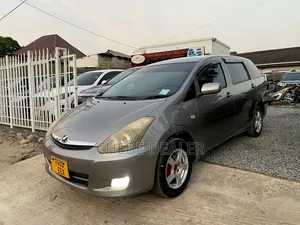 Toyota Wish 2005 Gray