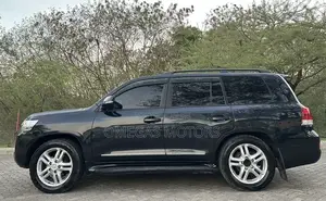 Toyota Land Cruiser 2012 Black