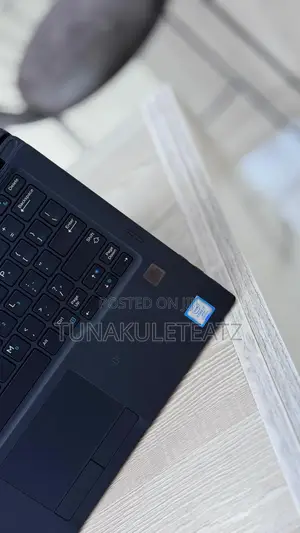 Laptop Dell Latitude 5289 16GB Intel Core I7 SSD 256GB