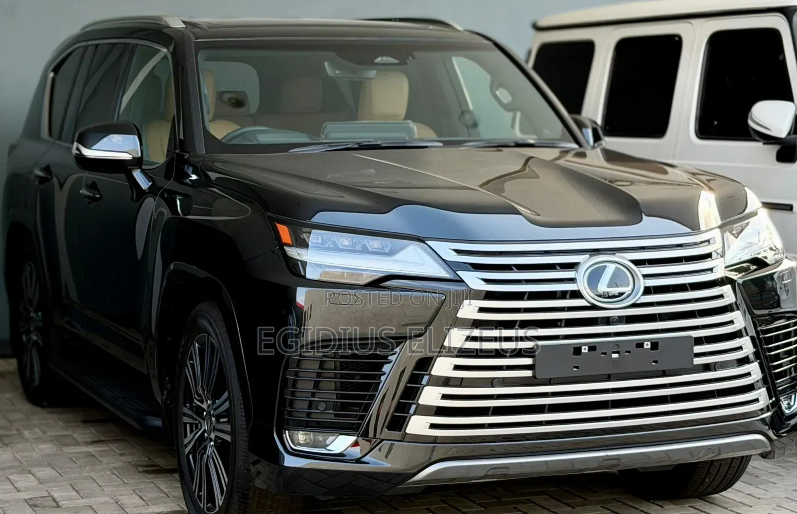 New Lexus LX 2025 Gray