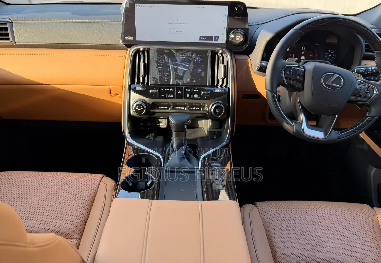 New Lexus LX 2025 Gray