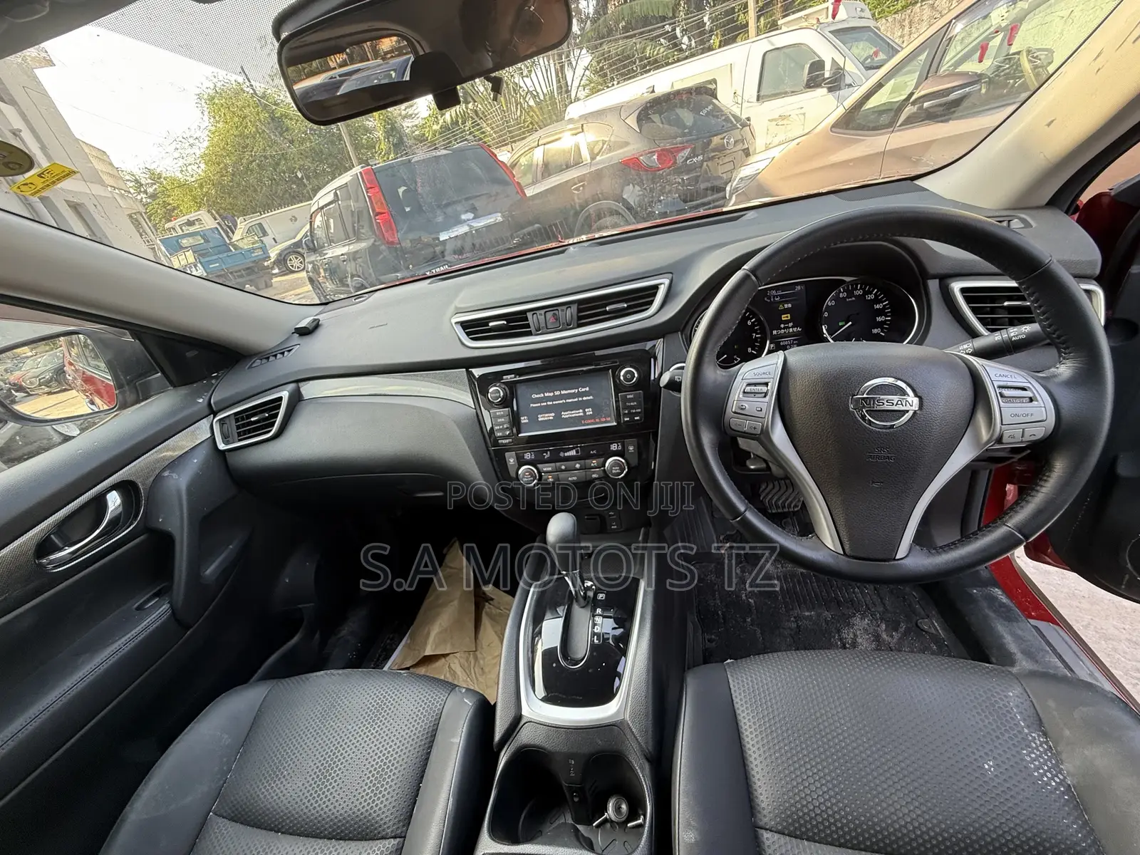 Nissan X-Trail 2.0 Petrol AWD 2014 Red