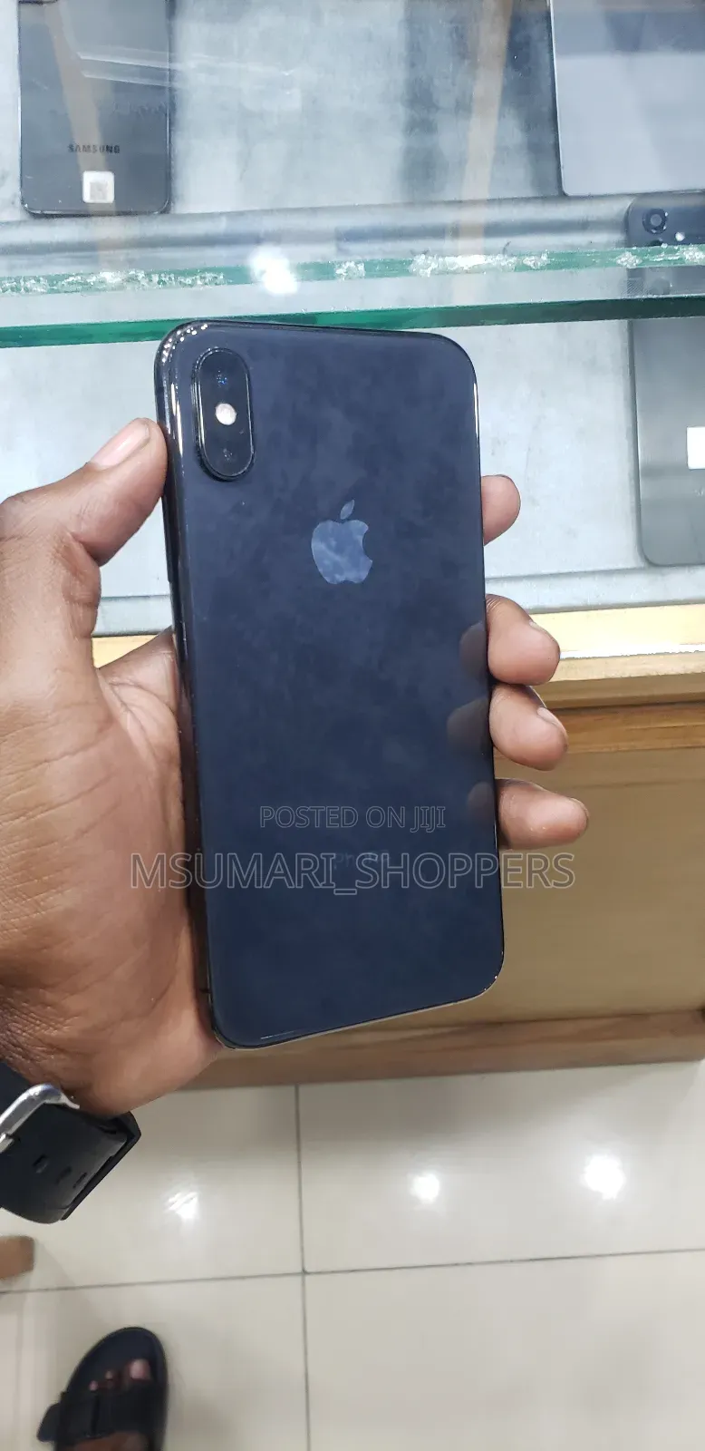 Apple iPhone XS 64 GB Black