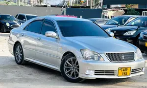 Toyota Crown 2006 Silver