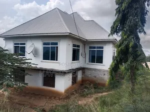 7bdrm House in Kinyerezi for sale