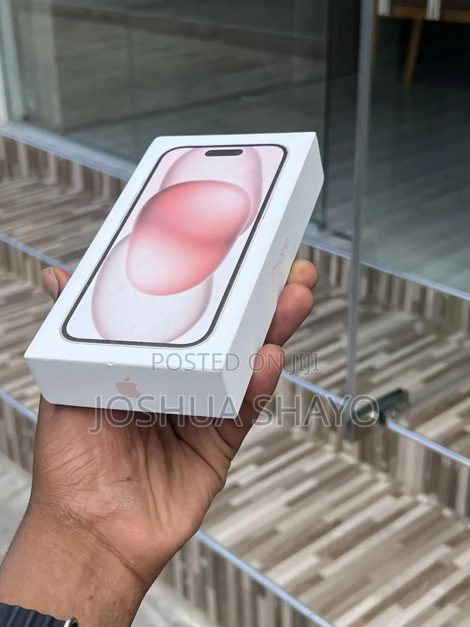 New Apple iPhone 15 128 GB Pink