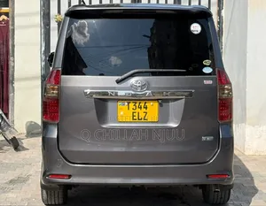 Toyota Noah 2008 Gray