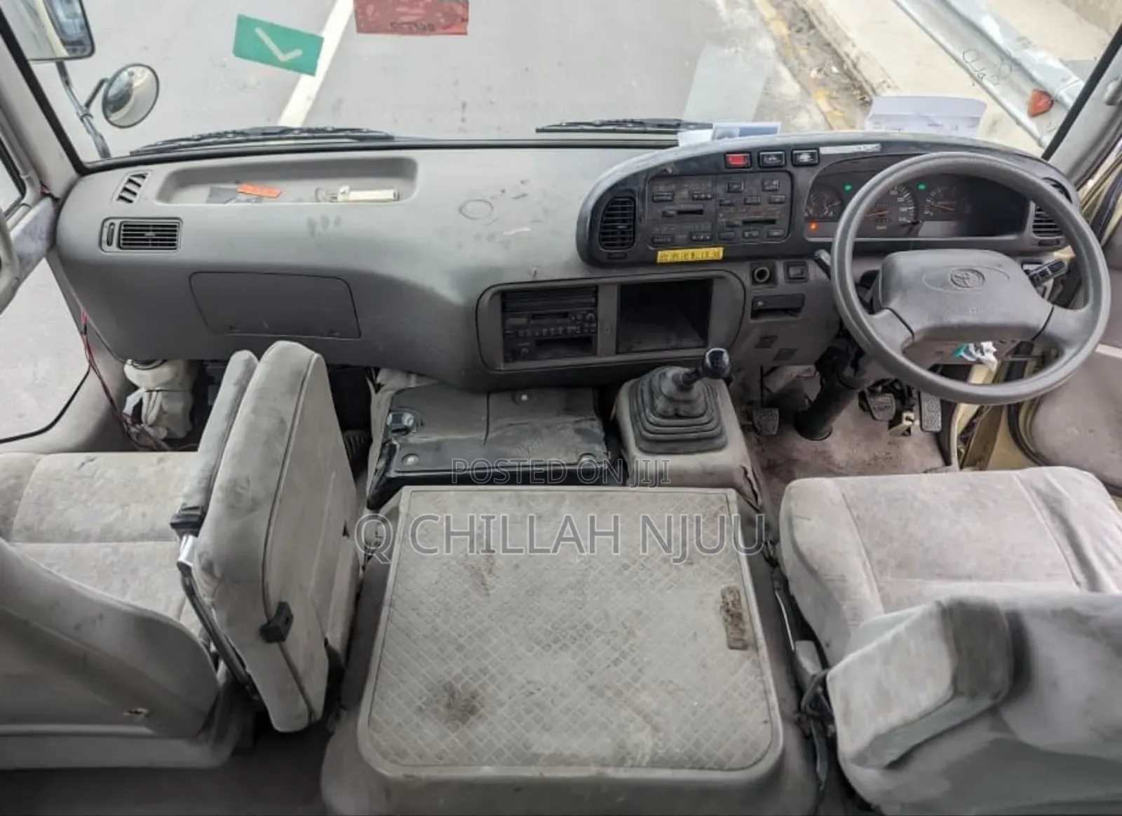 Toyota Coaster 2004 Gold