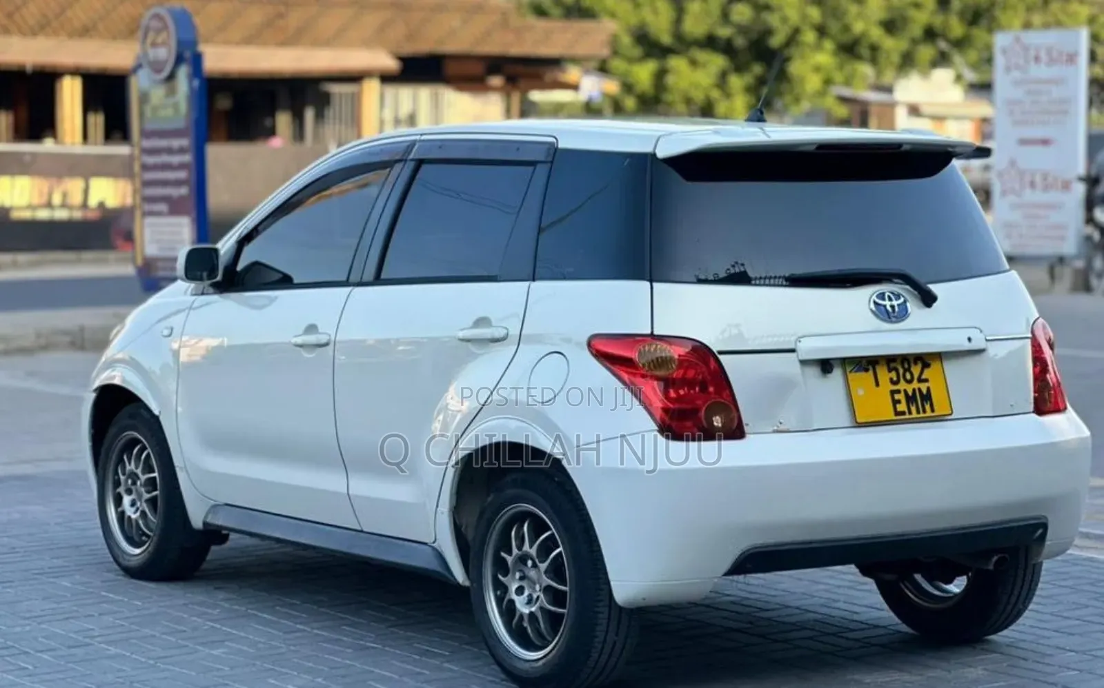 Toyota IST 2004 White