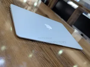 Laptop Apple MacBook Air 2015 8GB Intel Core I5 SSD 256GB