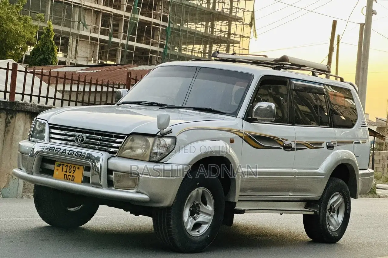 Toyota Land Cruiser Prado 2.7 16V 5dr 2001 Silver