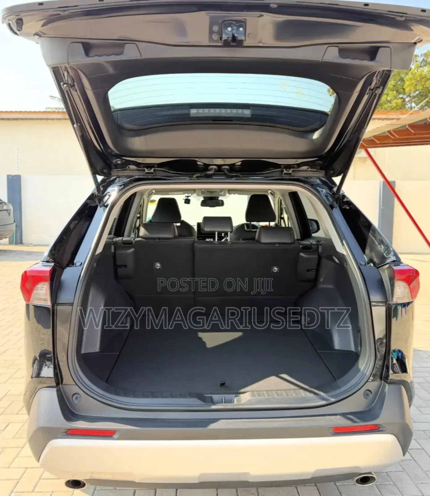 Toyota RAV4 2019 Matt Black