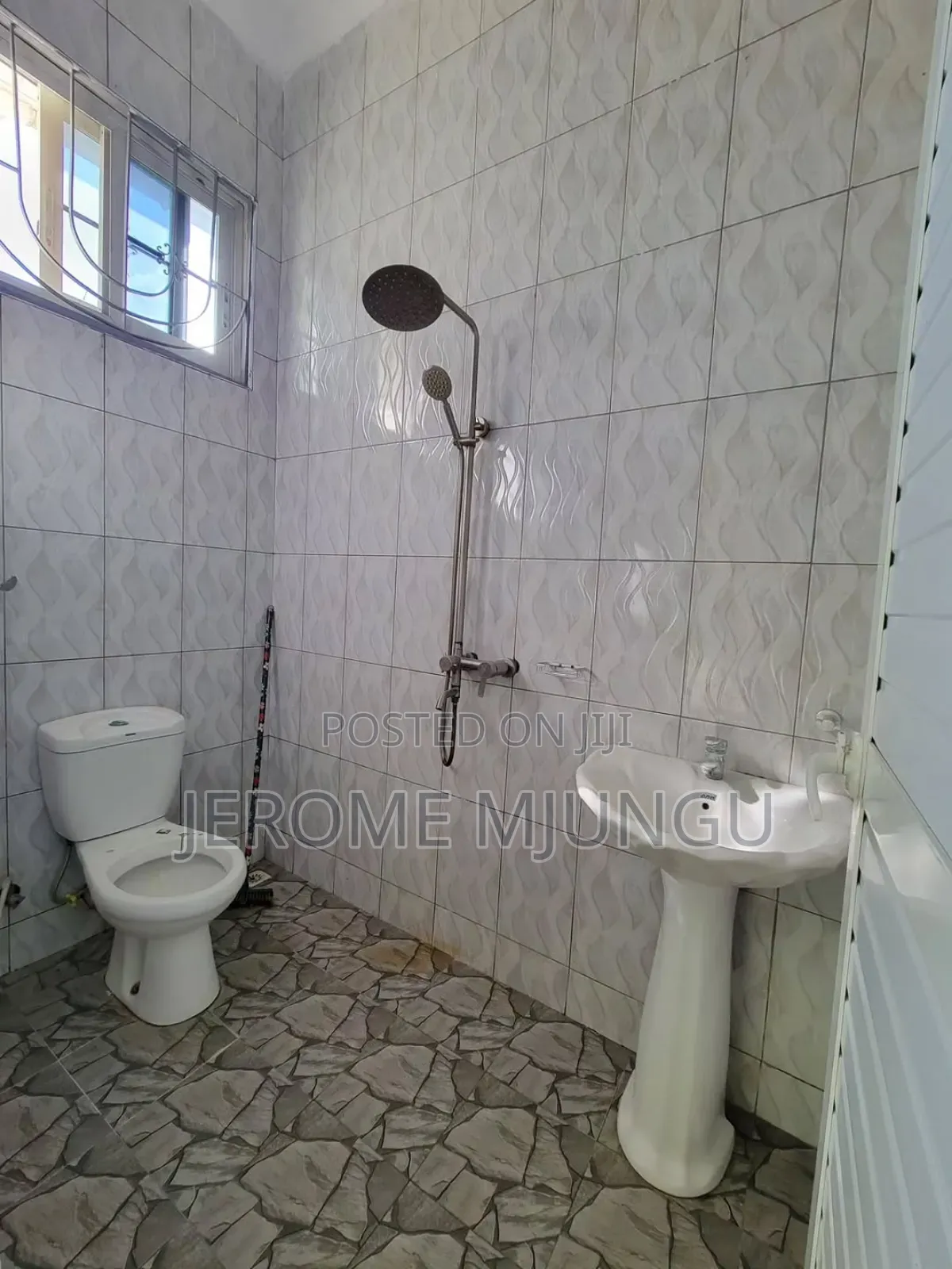 4bdrm House in Kinyerezi for sale