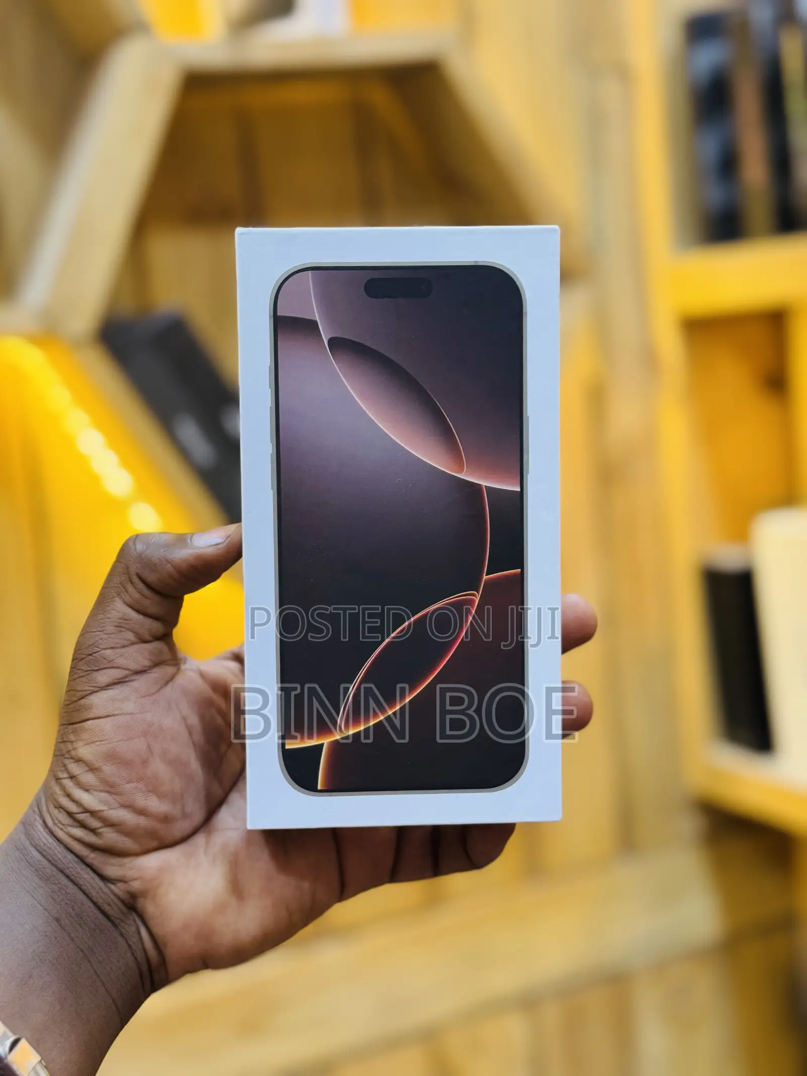 New Apple iPhone 16 Pro 128 GB Gold