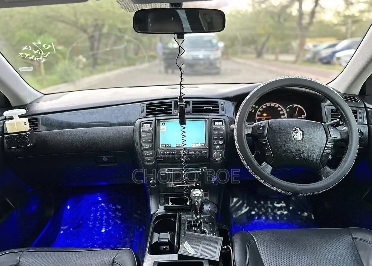 Toyota Crown 2007 Black