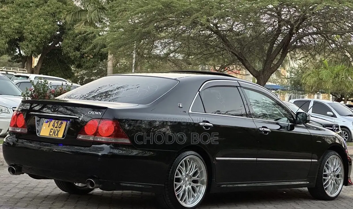 Toyota Crown 2007 Black