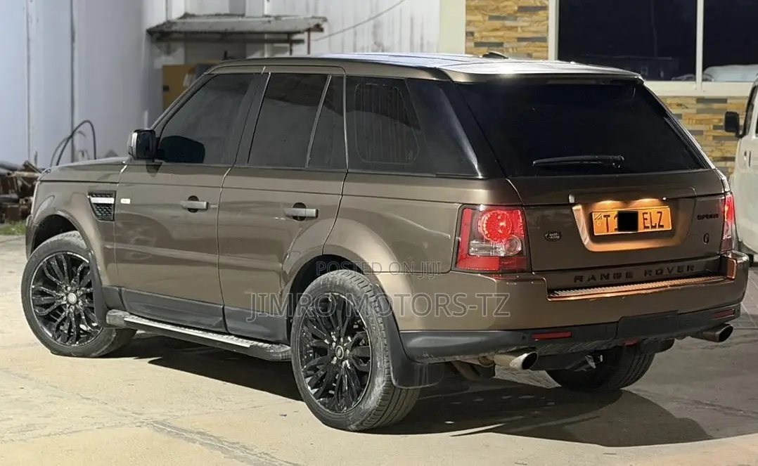 Land Rover Range Rover Sport 2011 Beige