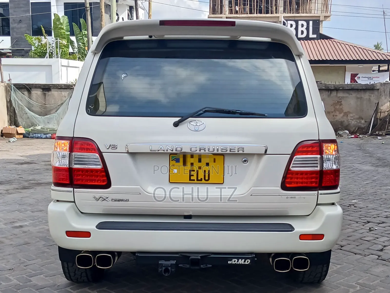 Toyota Land Cruiser 2002 White