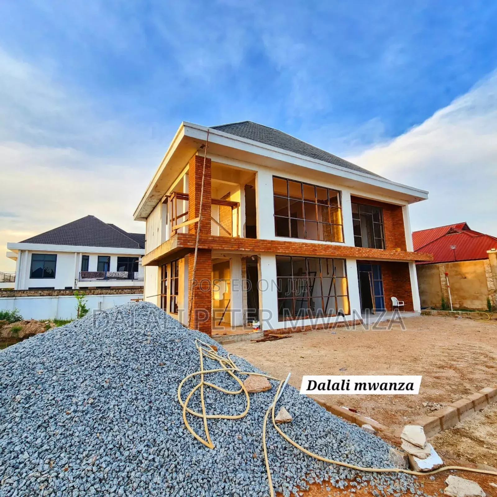 4bdrm Apartment in Rock City, Ilemela for sale