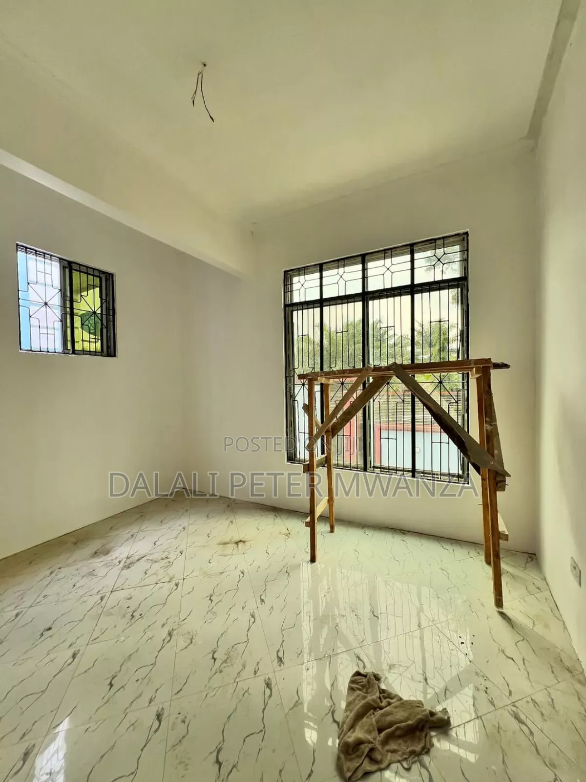 4bdrm Apartment in Rock City, Ilemela for sale