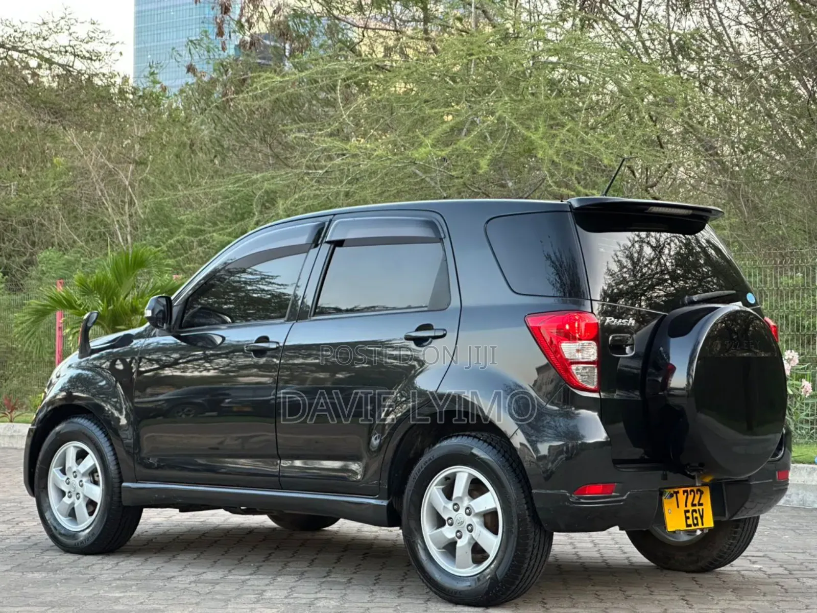 Toyota Rush 1.5 AWD 2007 Black