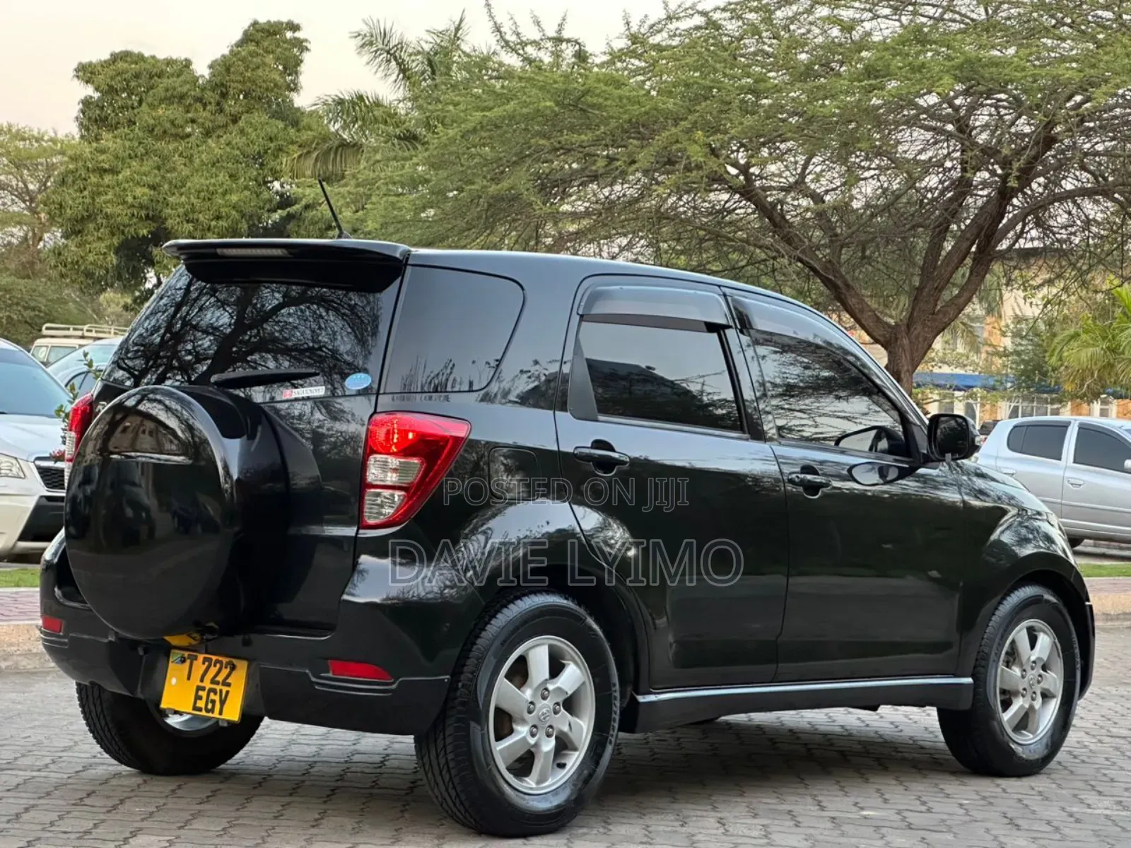 Toyota Rush 1.5 AWD 2007 Black