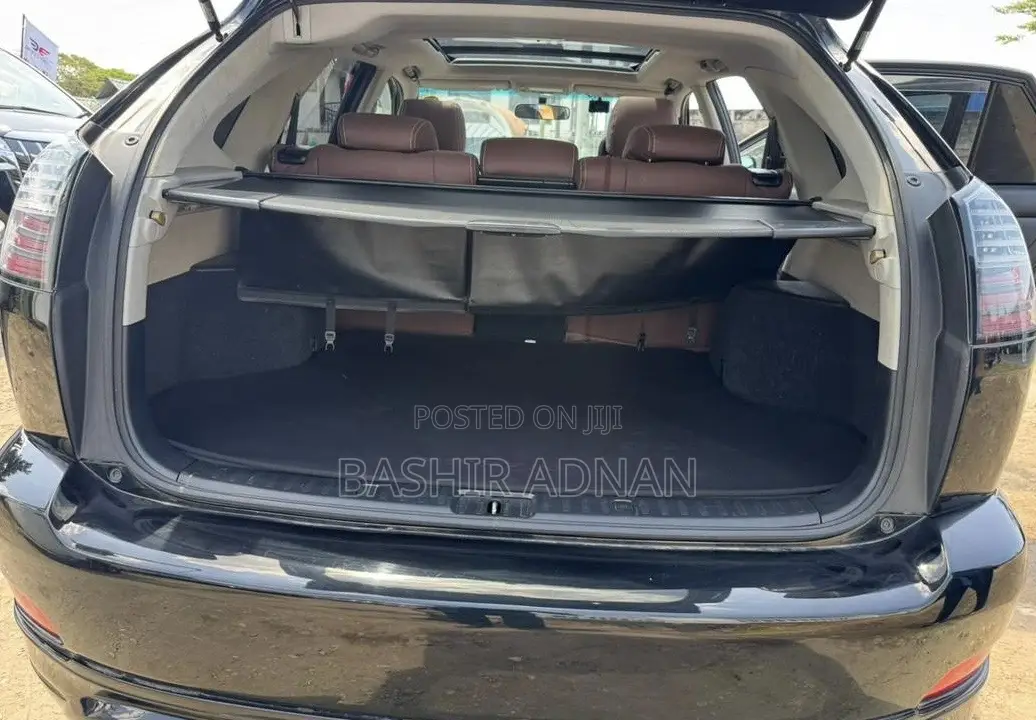 Toyota Harrier 3.0 V6 2005 Black