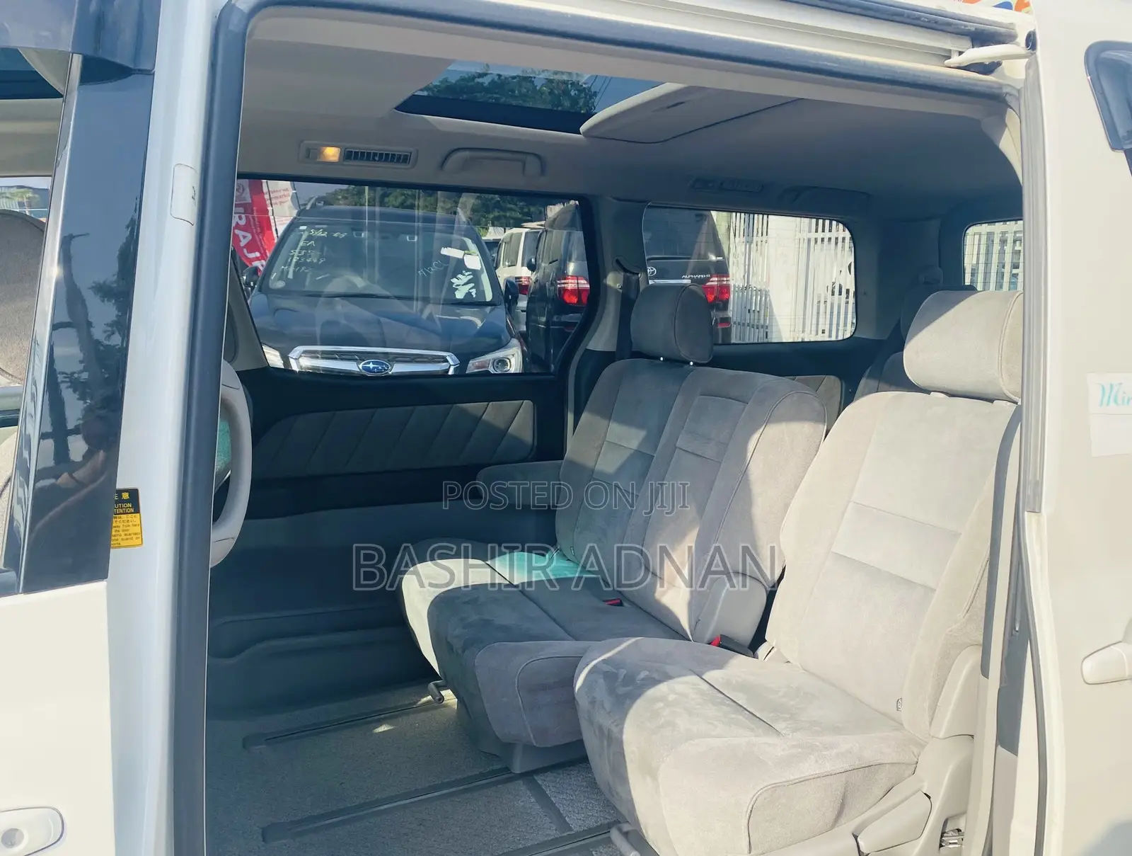 Toyota Alphard 2.4 Petrol FWD 2004 Pearl