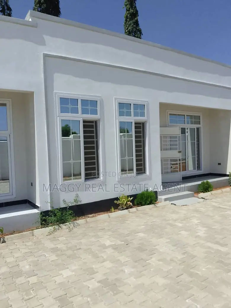 1bdrm Apartment in Bunju Beach for rent