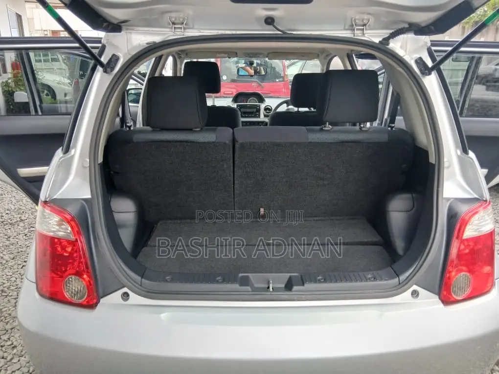 Toyota IST 2006 Gray