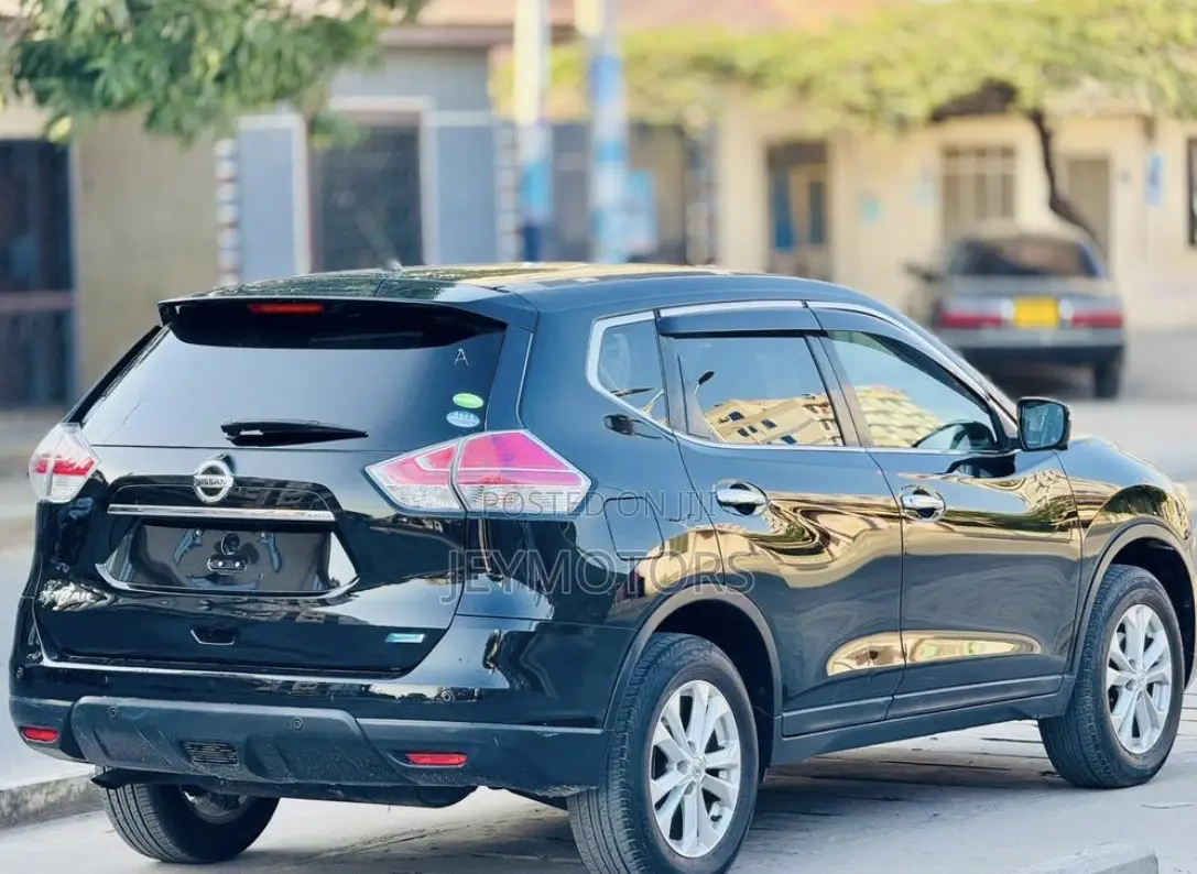 Nissan X-Trail 2016 Black