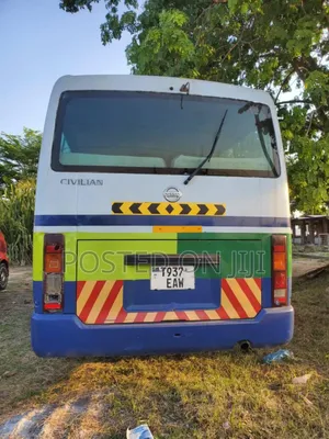 Nissan Civilian 2002 Yellow