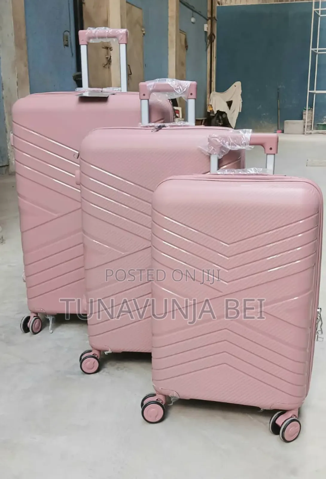 Traveling Bag Full Set