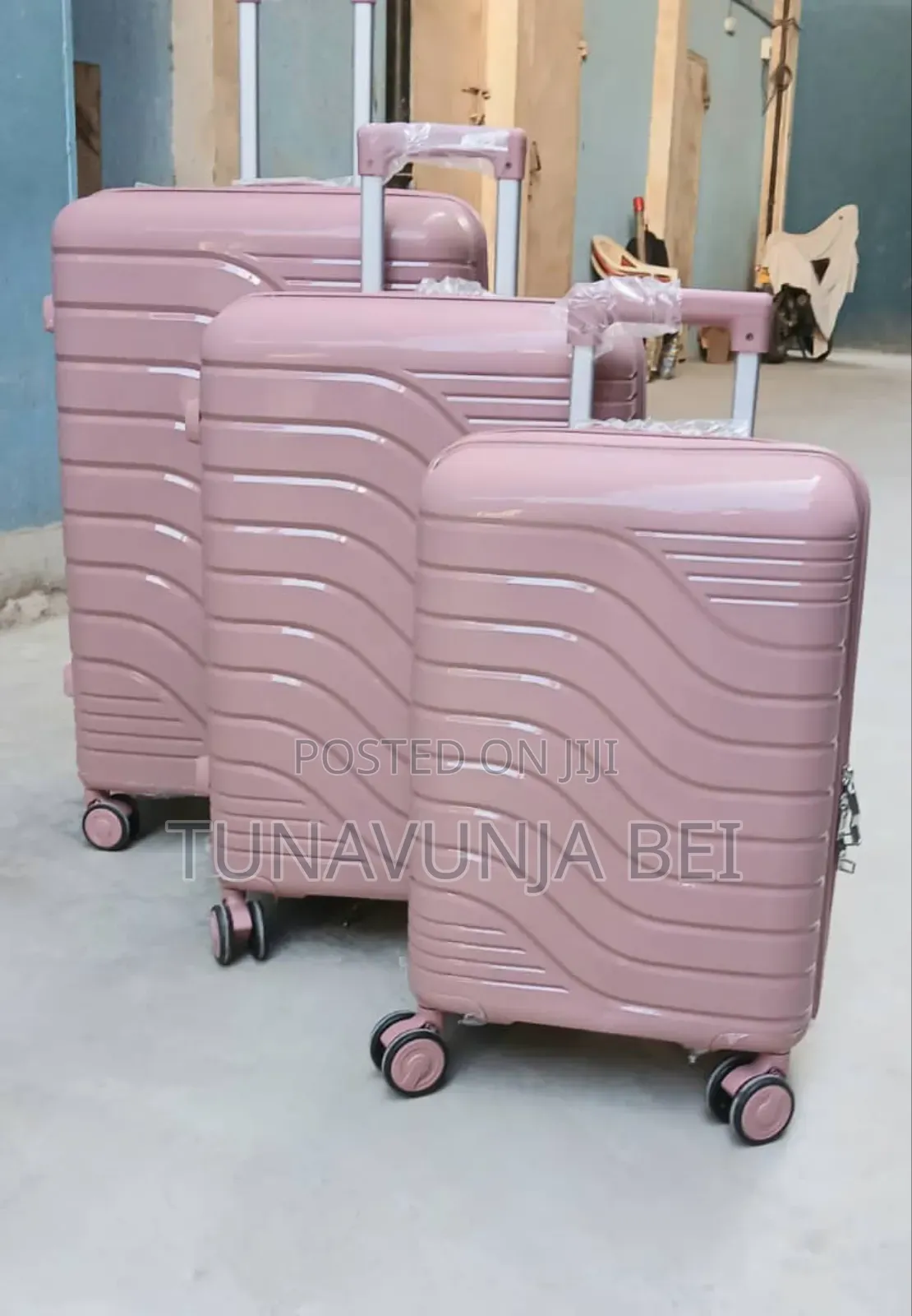 Traveling Bag Full Set