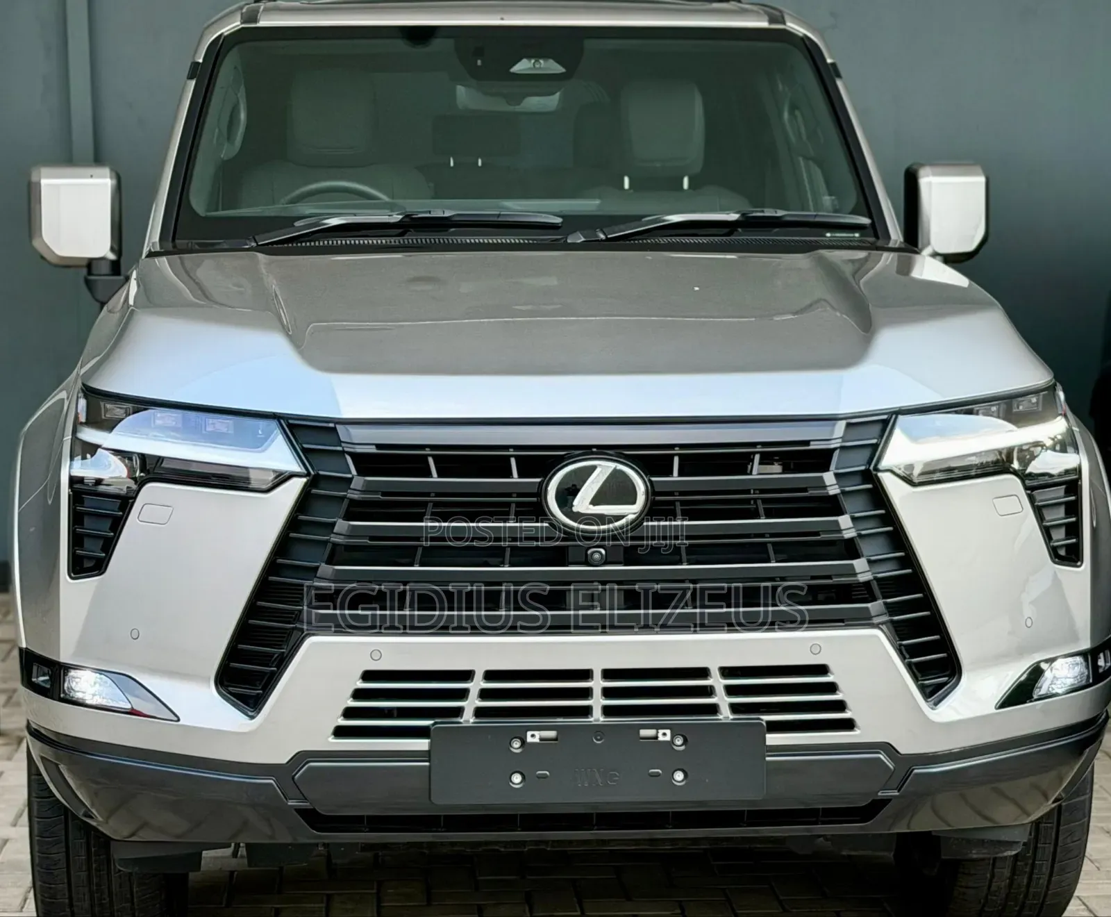 New Lexus GX 2025 Gray