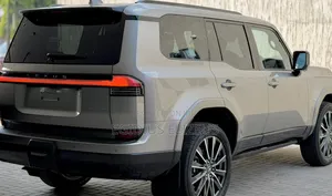 New Lexus GX 2025 Gray