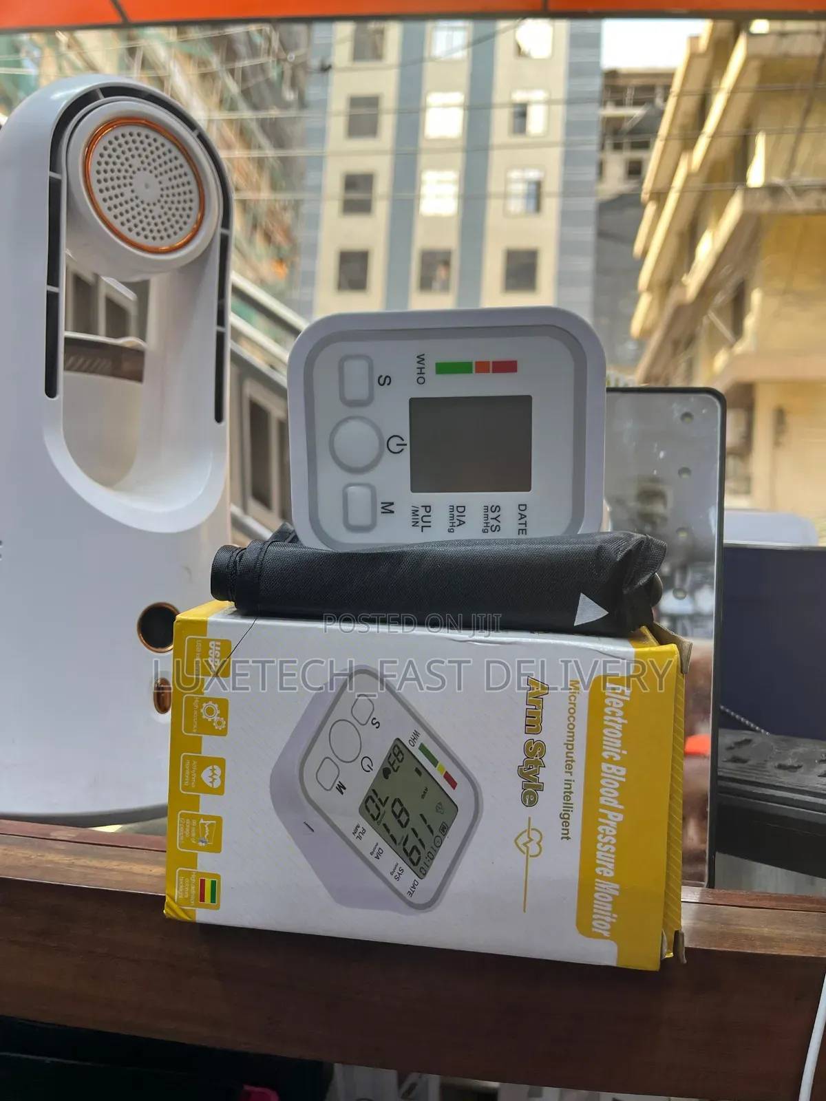 Electronic Blood Pressure Monitor