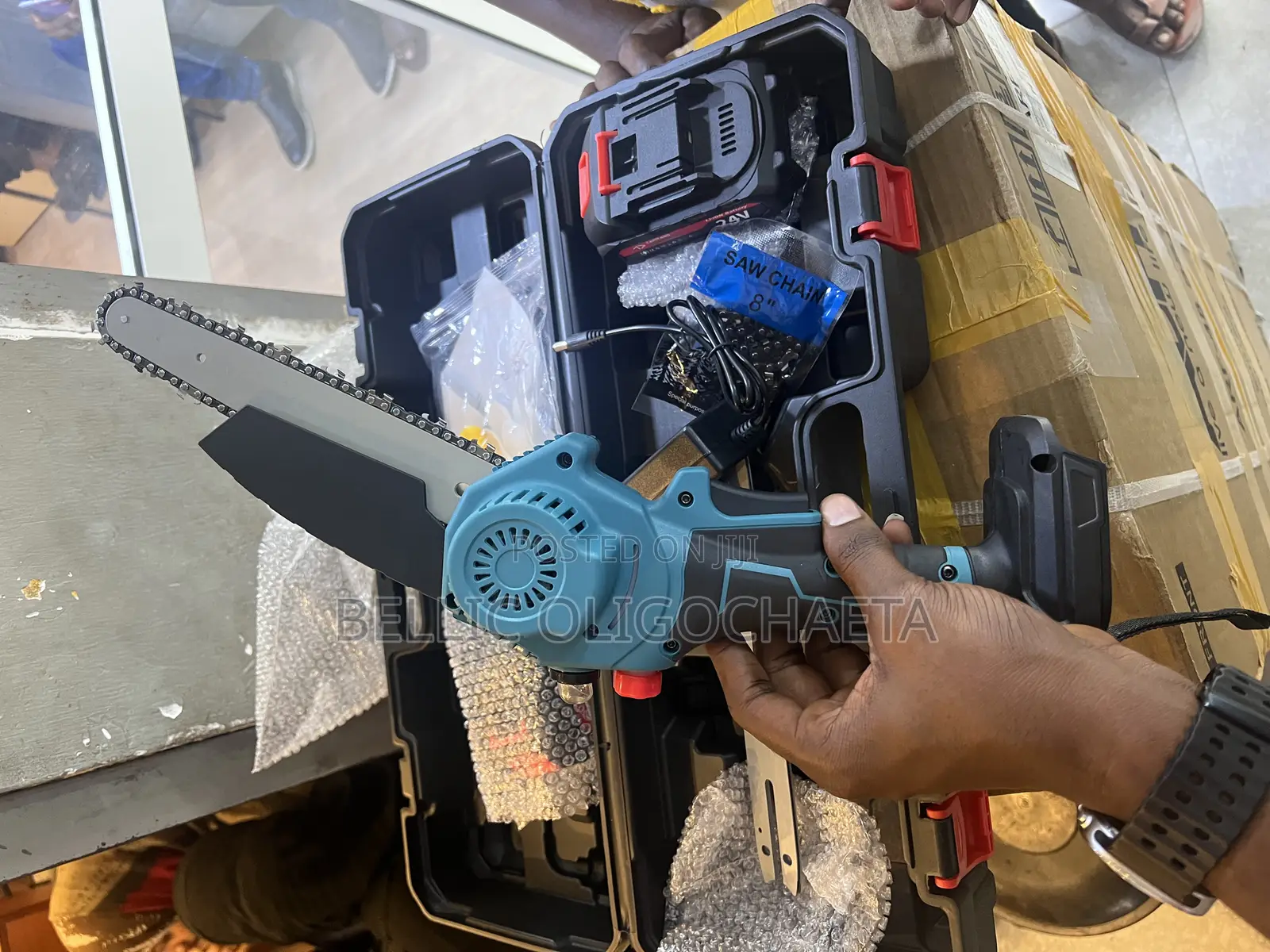 Mini Chainsaw