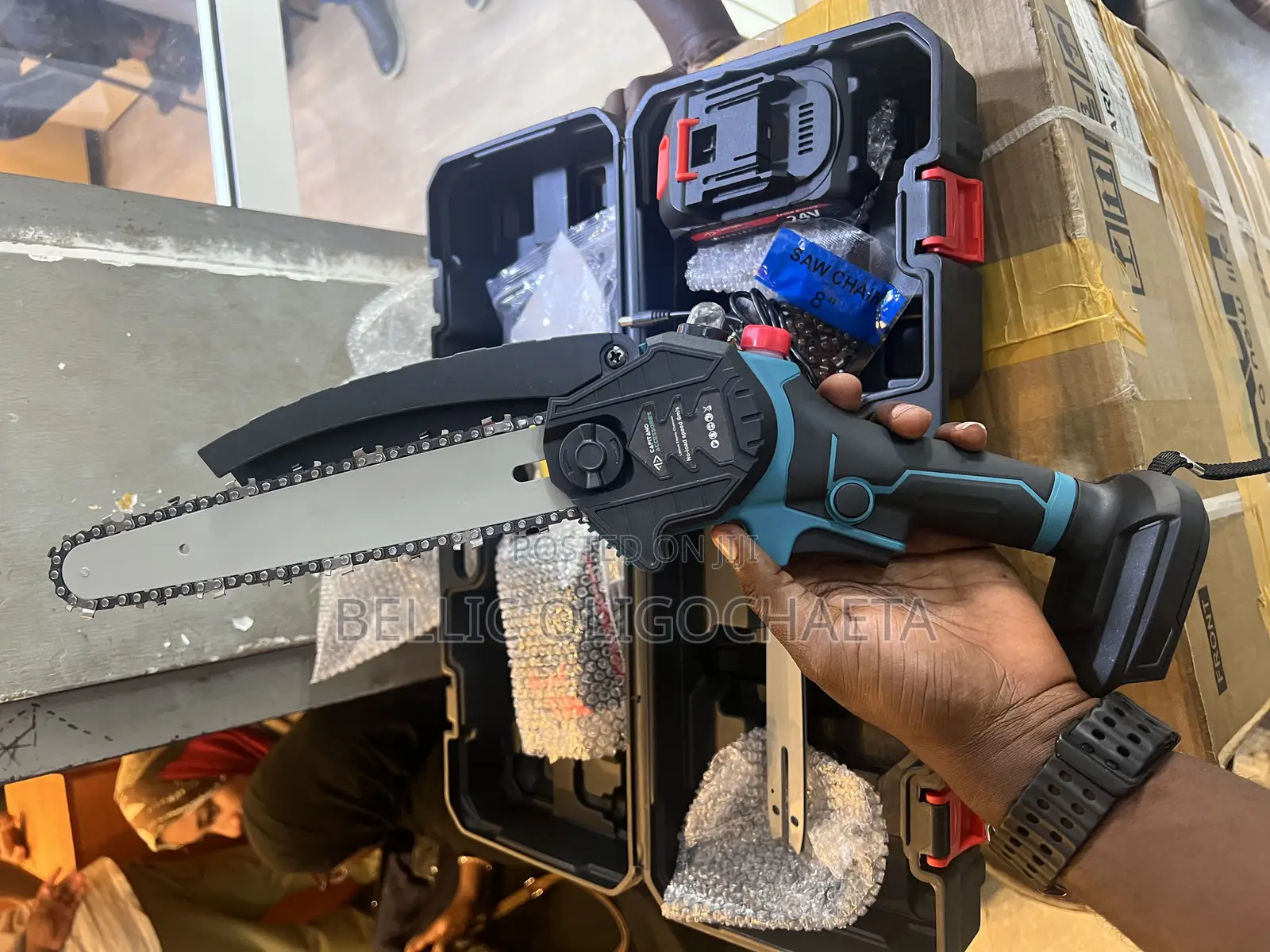 Mini Chainsaw