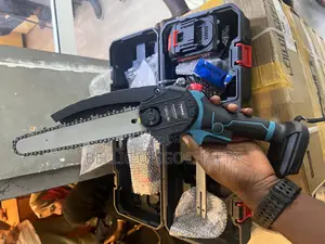 Mini Chainsaw