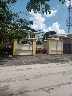 5bdrm House in Mbagala, Mtoni for sale