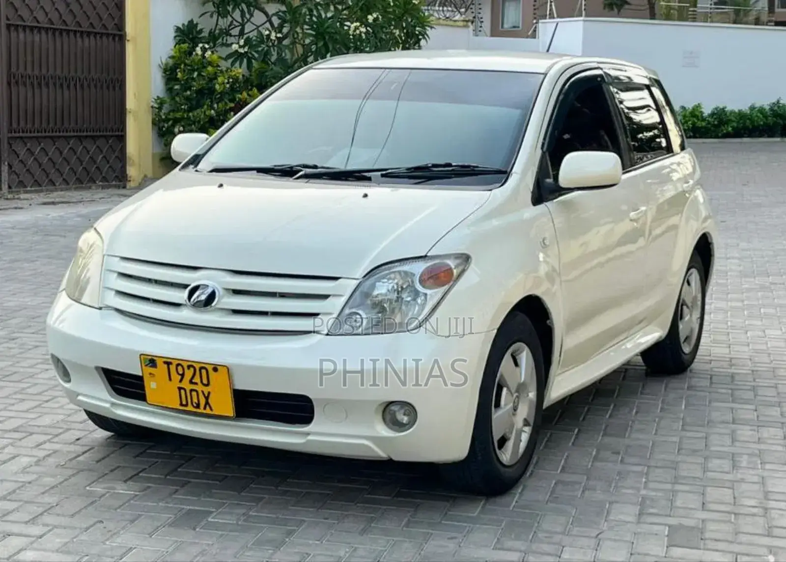 Toyota IST 2005 Pearl