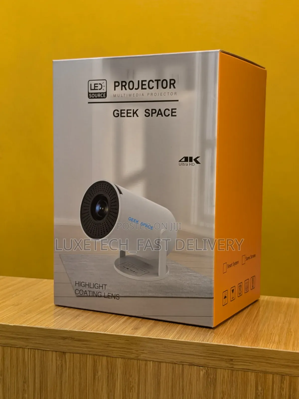 Geek Space Hy300 Mini Portable Projector