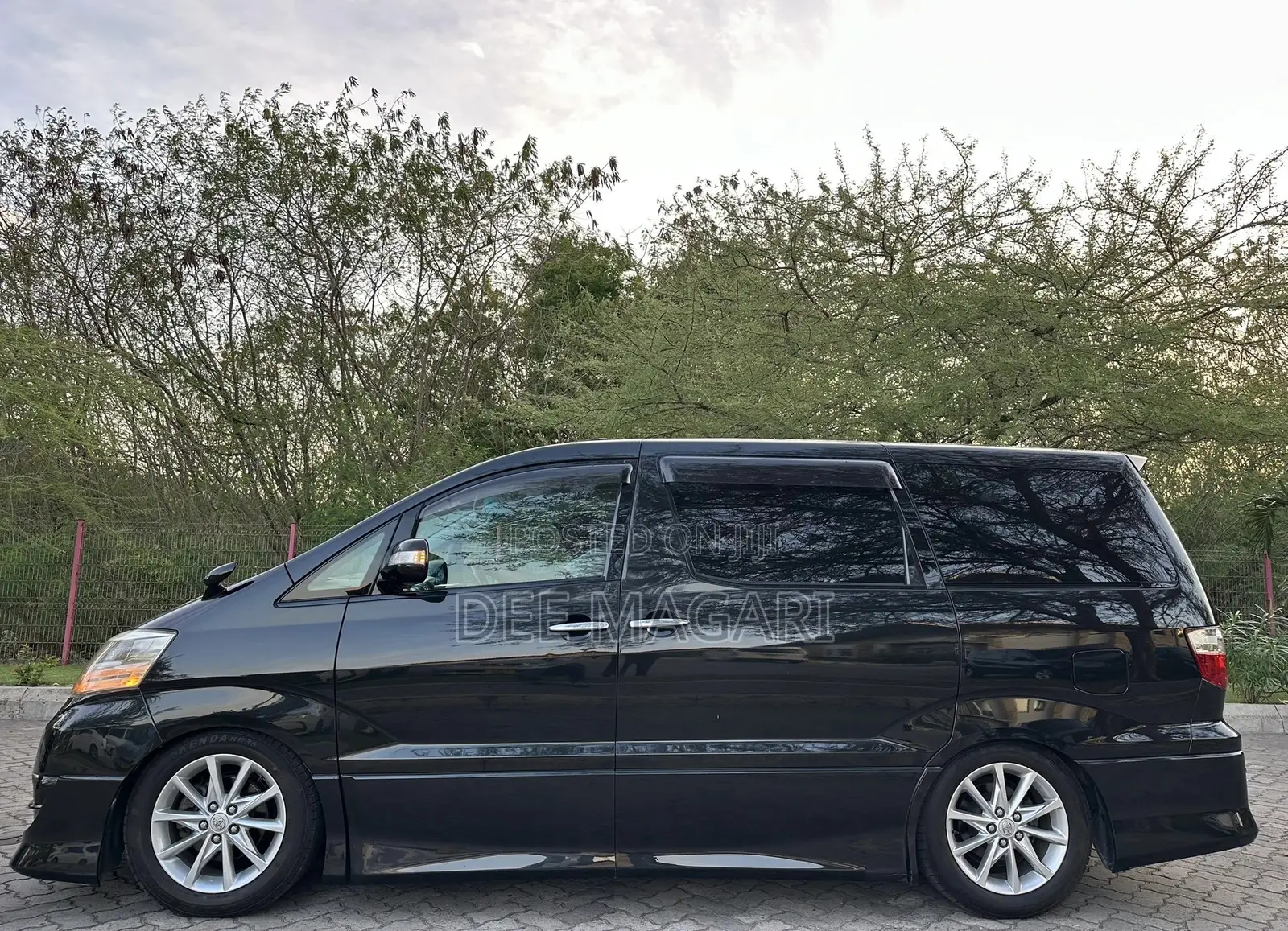 Toyota Alphard 2008 Black