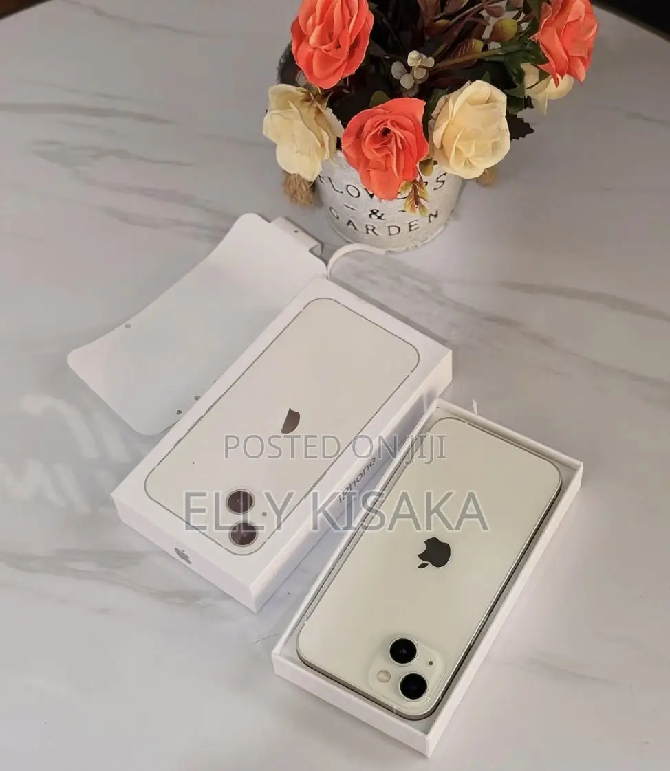New Apple iPhone 13 128 GB White
