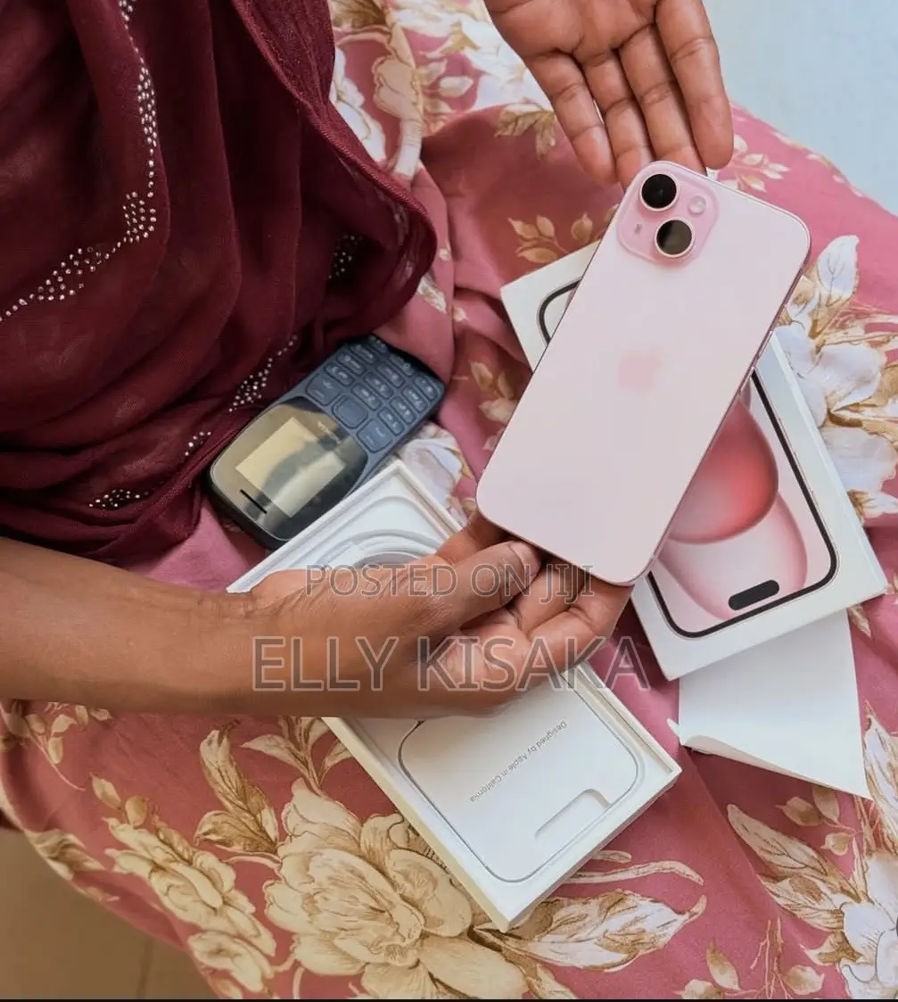 New Apple iPhone 15 128 GB Pink