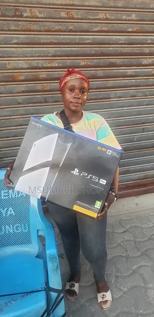 P5 , Ps 4 , Ps 3 Zipo Karibuni Dukani