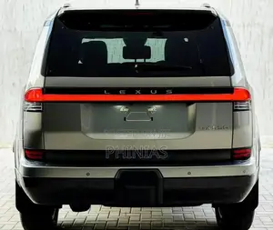 Lexus GX 2025 Silver