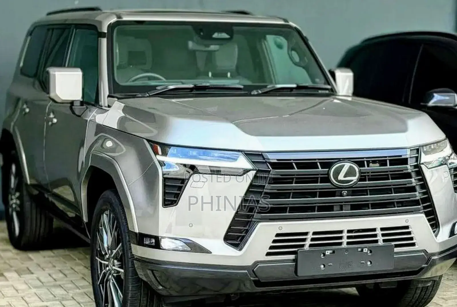 Lexus GX 2025 Silver