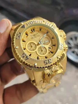 Invicta Chronograph Watch Gold-Toned